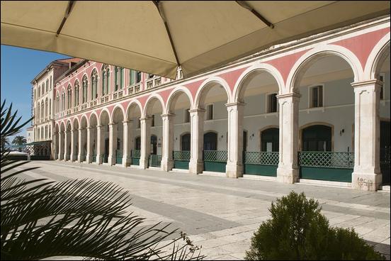 Split - 09