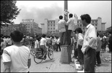 Manifs - Demonstrations . 08