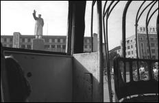 Manifs - Demonstrations . 13