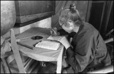 au Travail - at Work . 16